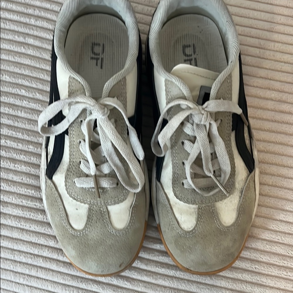 Women's Athletic Shoes in Gray and White